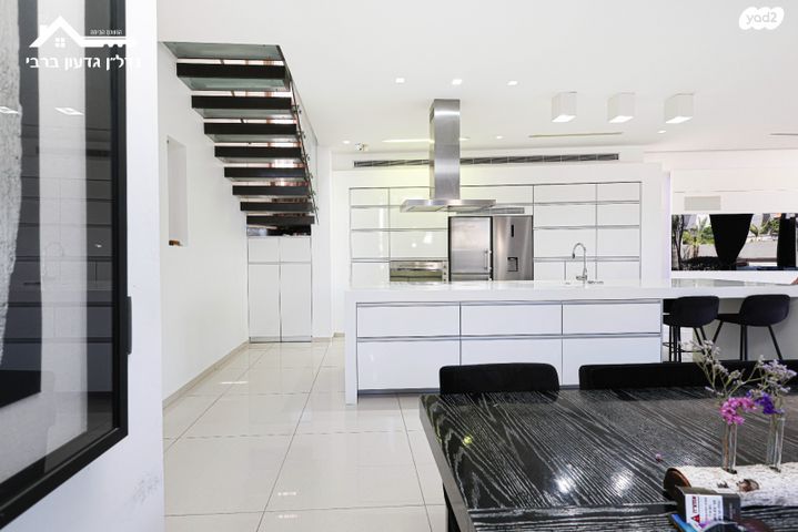 בית פרטי/ קוטג', גן יבנה