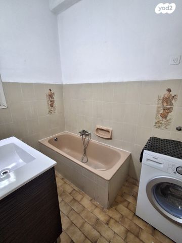 דירה, ביאליק, שכונת בן גוריון, מרכז העיר ג', רמת גן