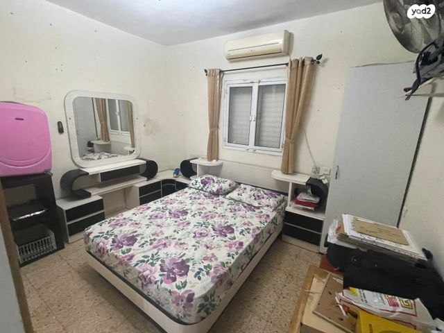 דו משפחתי, הרב צעירי, שעריה, פתח תקווה