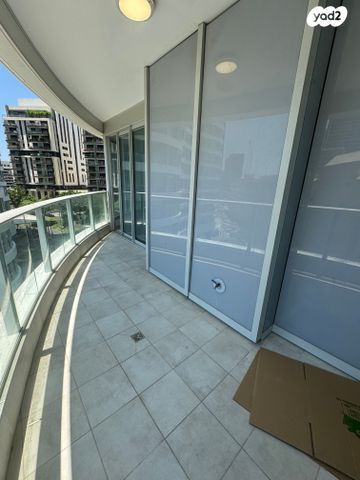 גני שרונה, קרית הממשלה