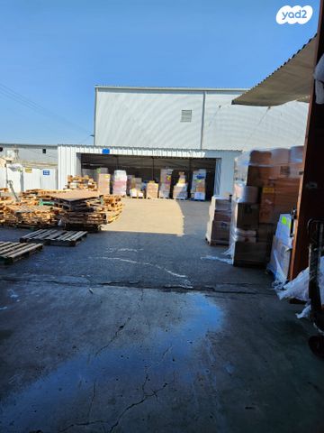 מחסנים, כפר קאסם