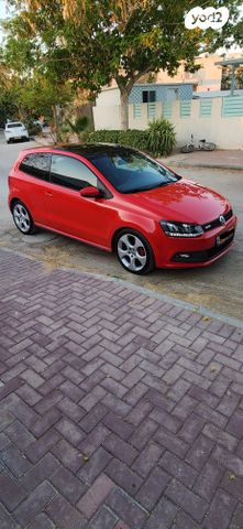 פולקסווגן פולו 