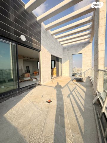 גג/ פנטהאוז, שכונת הראשונים, רמת גן