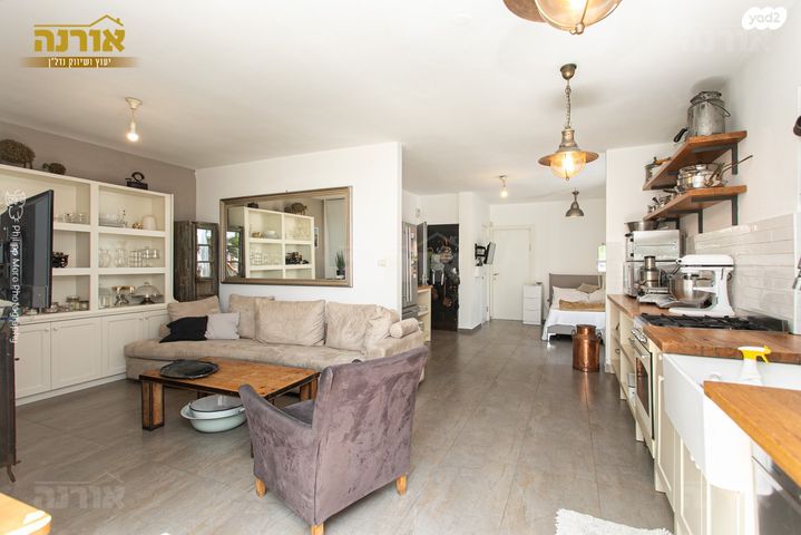 בית פרטי/ קוטג', אנצו סירני, רמת אשכול, חיפה