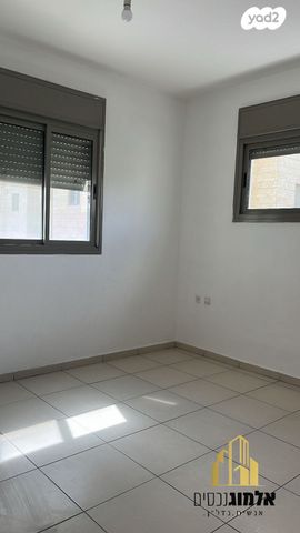 דירה, רבי ינאי, גבעת שרת, בית שמש