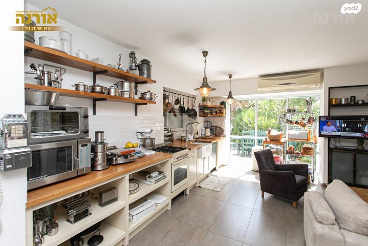 בית פרטי/ קוטג', אנצו סירני, רמת אשכול, חיפה