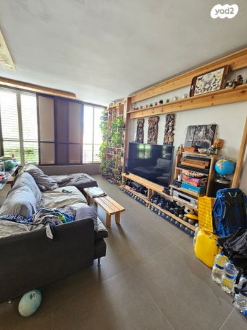 דירה, המעפילים, ניצנה, בת ים