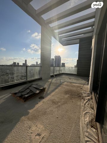 גג/ פנטהאוז, שכונת הראשונים, רמת גן