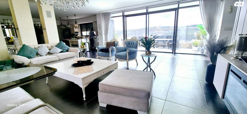 גג/ פנטהאוז, רמת שרת, ירושלים