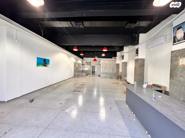 שדרות יגאל אלון 1