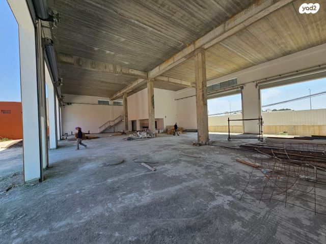 חנויות/ שטח מסחרי, חיפה