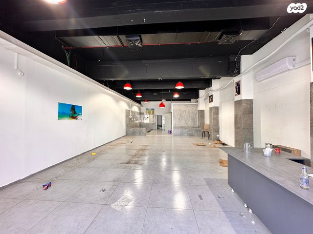 חנויות/ שטח מסחרי, שדרות יגאל אלון 1, בית שמש