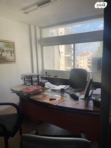 משרדים, הרברט סמואל, מרכז העיר, חדרה