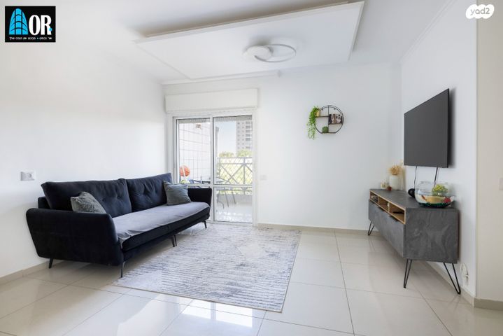 דירה, שדרות דואני, נאות בגין, לב יבנה, יבנה