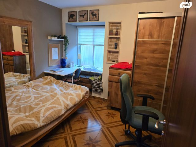 דו משפחתי, אופקים