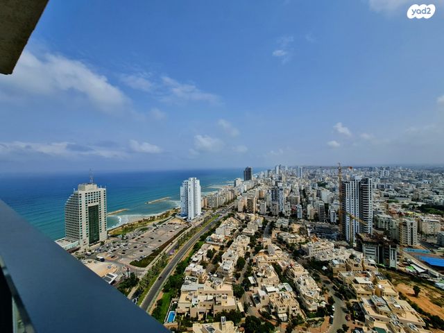 גג/ פנטהאוז, נוף הטיילת, נתניה