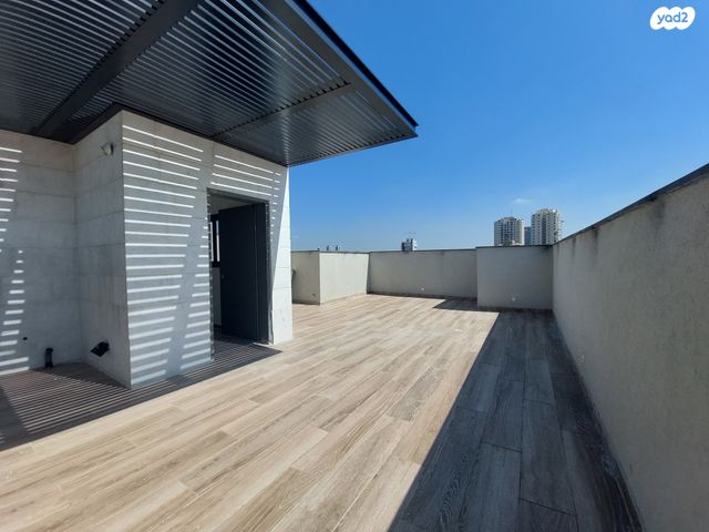 גג/ פנטהאוז, זלמן ארן, נאות רחל, חולון