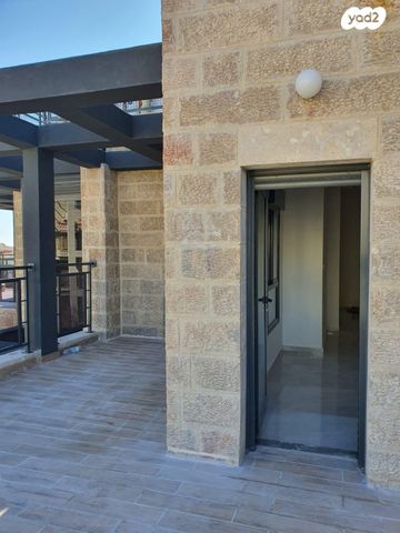 גג/ פנטהאוז, משה קול, בית הכרם, רמת בית הכרם, ירושלים