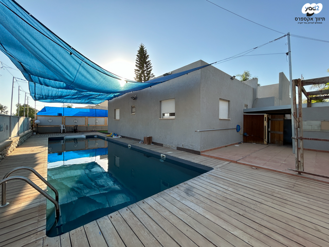 בית פרטי/ קוטג', עומר