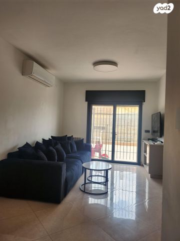 דירת גן, משה גבירצמן 1, פסגת זאב, ירושלים