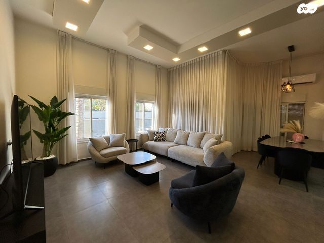 בית פרטי/ קוטג', עומר