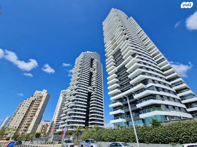 דירה, יוסף לפיד 1, גלי הים, נתניה