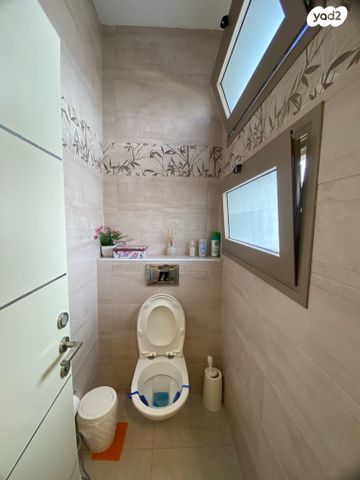 בית פרטי/ קוטג', נאות הדרים, גן יבנה