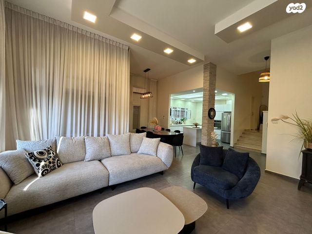 בית פרטי/ קוטג', עומר