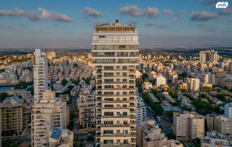 גג/ פנטהאוז, שדרות ניצה 20, צפון מערב מרכז העיר, נתניה