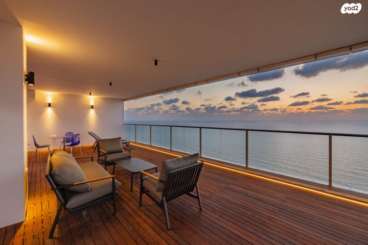 גג/ פנטהאוז, שדרות ניצה 20, צפון מערב מרכז העיר, נתניה