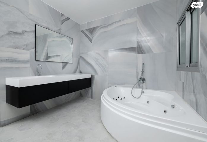 גג/ פנטהאוז, שדרות ניצה 20, צפון מערב מרכז העיר, נתניה