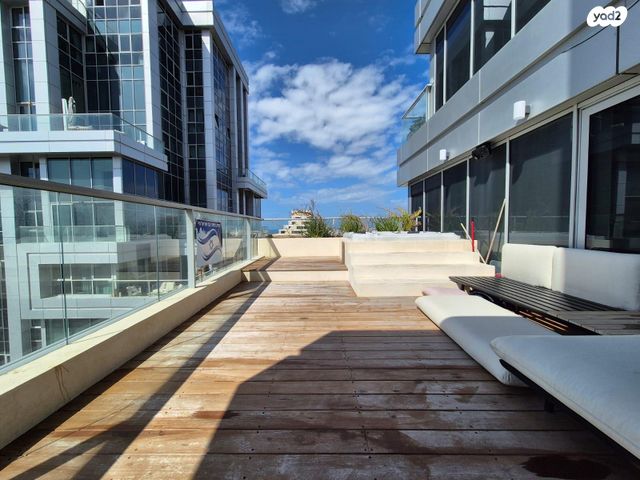 דופלקס, כוכב הצפון, תל אביב יפו