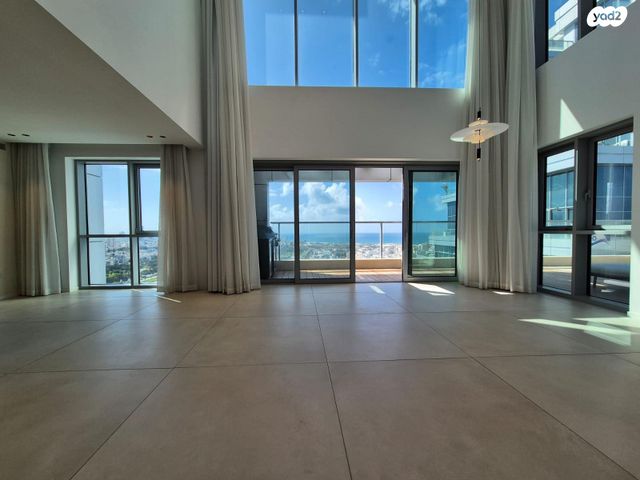 דופלקס, כוכב הצפון, תל אביב יפו