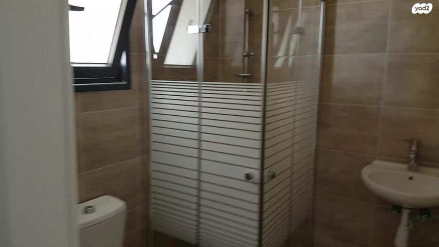 דירה, עפרה חזה 4, משכנות האומנים, קרית מוצקין