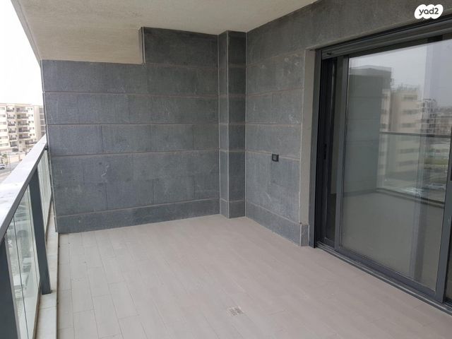 דירה, עפרה חזה 4, משכנות האומנים, קרית מוצקין