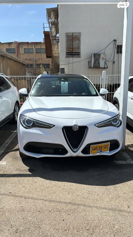 מודעת רכב אלפא רומיאו סטלביו