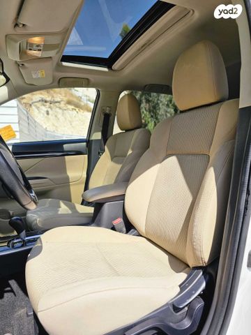 מיצובישי אאוטלנדר