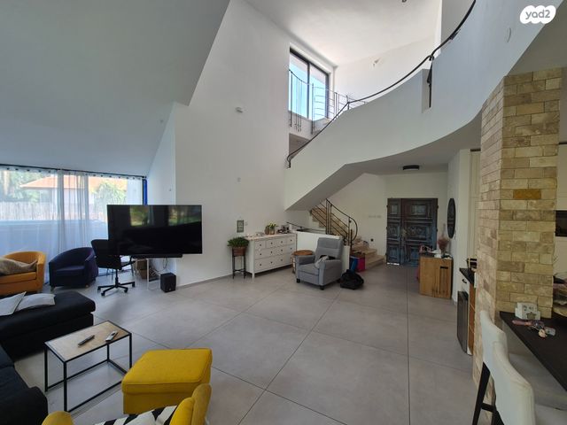 בית פרטי/ קוטג', אורנית, אורנית