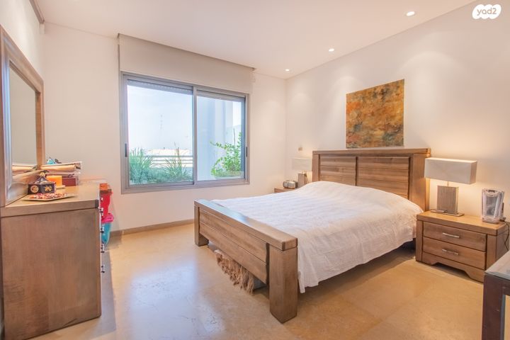 גג/ פנטהאוז, שטח 9, גבעתיים