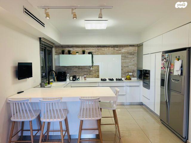 דירה, ונגרובר, הדר המושבות החדשה / אם המושבות החדשה, פתח תקווה