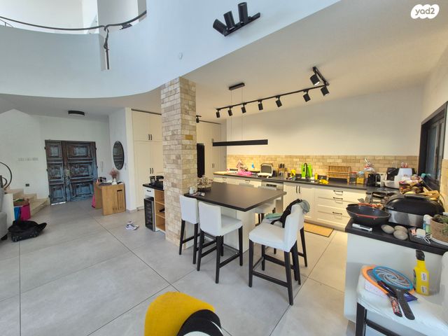 בית פרטי/ קוטג', אורנית, אורנית