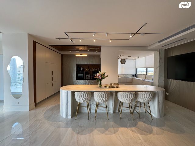 גג/ פנטהאוז, גבעת אולגה, חדרה