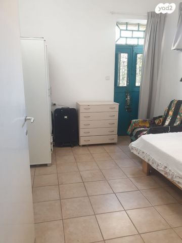 דירת גן, עובד, גבעת חנניה, אבו תור, ירושלים