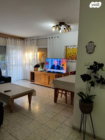 דירה, נופר, נאות בגין, לב יבנה, יבנה