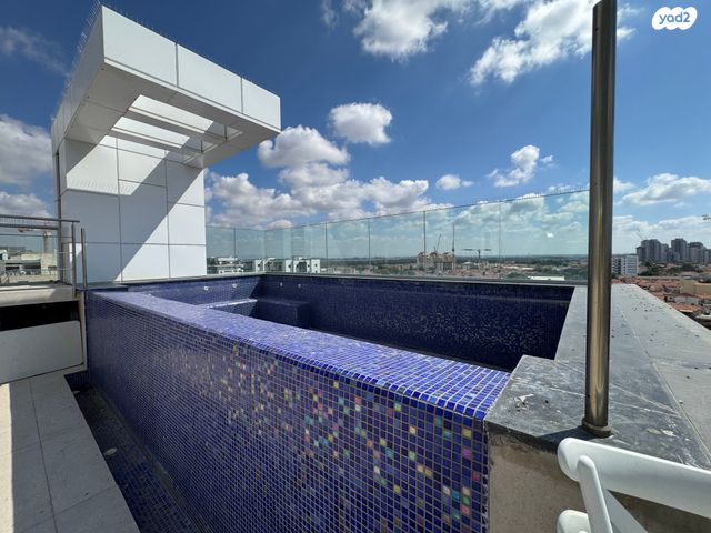 גג/ פנטהאוז, גבעת אולגה, חדרה