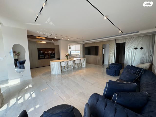 גג/ פנטהאוז, גבעת אולגה, חדרה