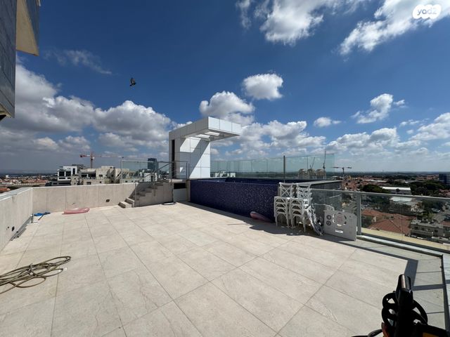 גג/ פנטהאוז, גבעת אולגה, חדרה