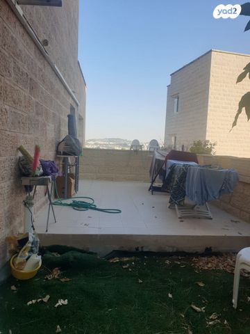 דופלקס, גדעון האוזנר, הולילנד, ירושלים