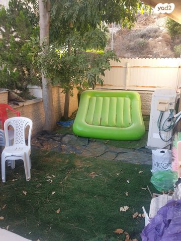 דופלקס, גדעון האוזנר, הולילנד, ירושלים