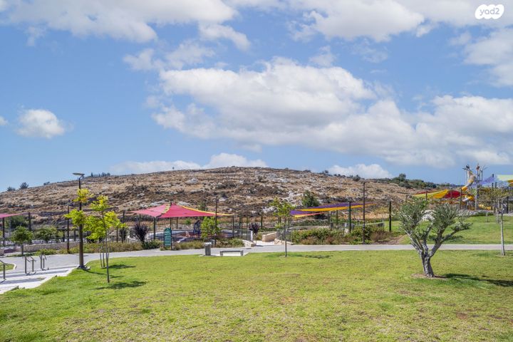 דירת גן, הרב ישעיהו דולגין, חומת שמואל, הר חומה, ירושלים